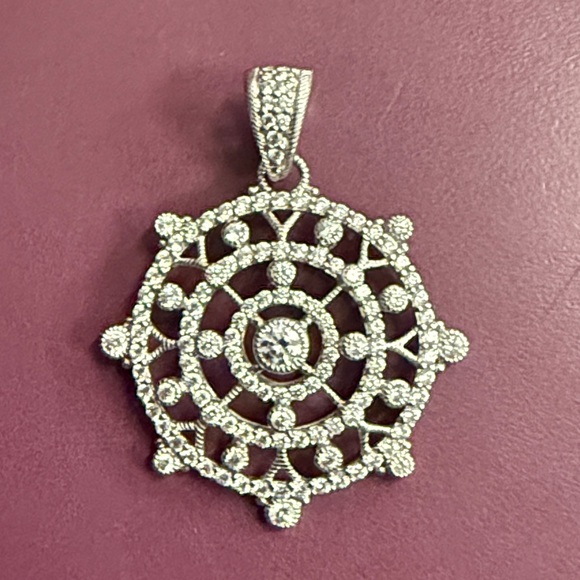 Judith Ripka pendant - Picture 5 of 6